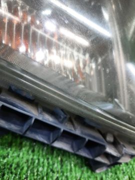 ФАРА НА TOYOTA CROWN GRS200