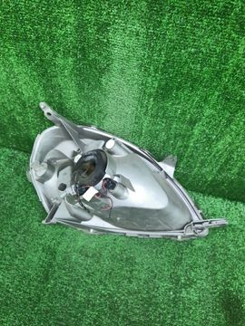 ФАРА НА TOYOTA VITZ NCP10