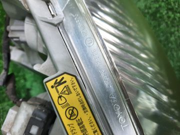 ФАРА НА TOYOTA COROLLA  AXIO NZE141
