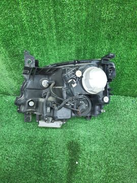 ФАРА НА MITSUBISHI DION CR9W