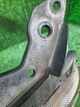 ФАРА НА MAZDA DEMIO DE3FS