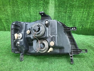 ФАРА НА HONDA STEPWGN RF2