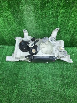 ФАРА НА TOYOTA BB NCP30
