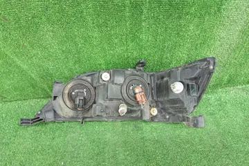 ФАРА НА TOYOTA VISTA ARDEO SV50G