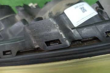 ФАРА НА SUBARU FORESTER SG5