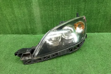 ФАРА НА MAZDA AXELA BK5P