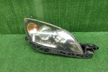 ФАРА НА MAZDA AXELA BK5P