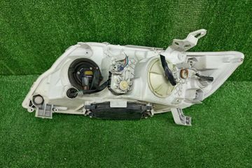 ФАРА НА TOYOTA COROLLA NZE121 