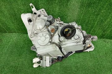 ФАРА НА TOYOTA CROWN GRS180