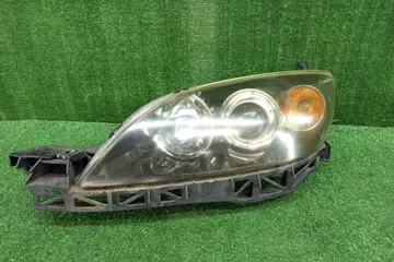 ФАРА НА MAZDA AXELA BK5P