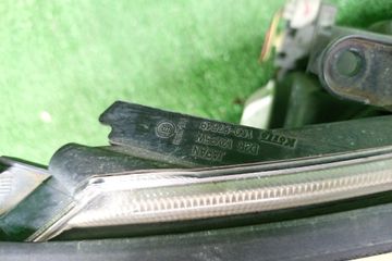 ФАРА НА MITSUBISHI GRANDIS NA4W