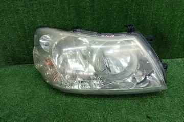 ФАРА НА NISSAN LIBERTY RM12