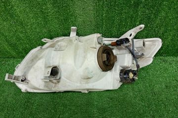 ФАРА НА TOYOTA COROLLA FIELDER NZE141G
