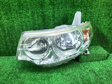 ФАРА НА DAIHATSU TANTO L375S