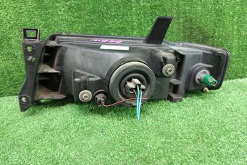ФАРА НА MAZDA BONGO FRIENDEE SGLR
