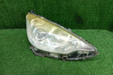 ФАРА НА TOYOTA AQUA NHP10