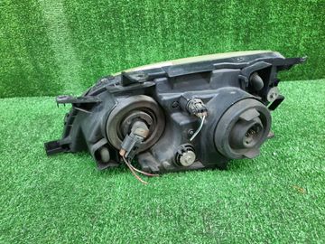 ФАРА НА TOYOTA CALDINA ST210G