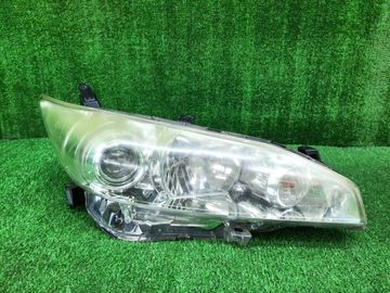 ФАРА НА TOYOTA WISH ZGE21G