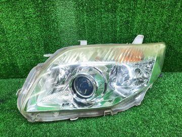ФАРА НА TOYOTA COROLLA  AXIO NZE141