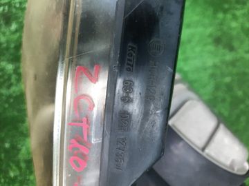 ФАРА НА TOYOTA OPA ZCT10