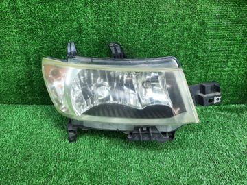 ФАРА НА TOYOTA BB QNC20