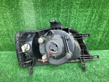 ФАРА НА HONDA STEPWGN RF2