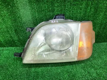ФАРА НА HONDA STEPWGN RF2
