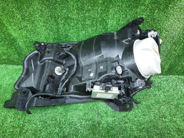 ФАРА НА HONDA FREED SPIKE GB3