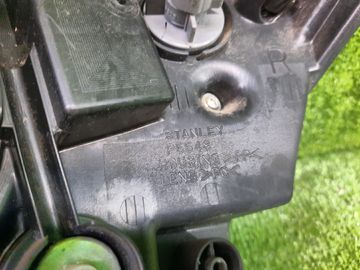 ФАРА НА MAZDA DEMIO DY3W