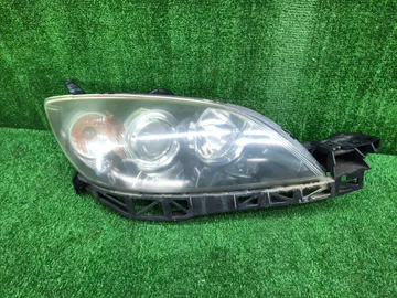 ФАРА НА MAZDA AXELA BK5P