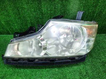 ФАРА НА HONDA STEPWGN RK1