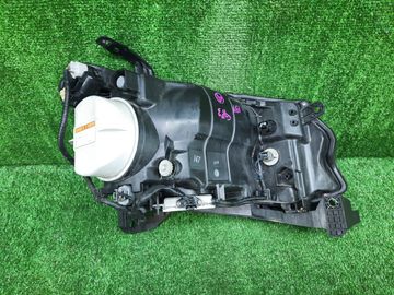 ФАРА НА HONDA FREED SPIKE GP3