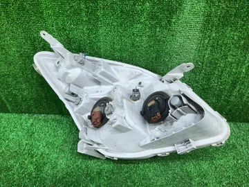 ФАРА НА TOYOTA COROLLA SPACIO NZE121N