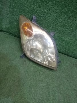 ФАРА НА TOYOTA IST NCP60