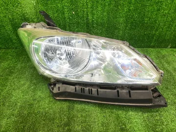 ФАРА НА HONDA FREED GB3