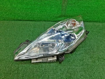 ФАРА НА NISSAN LEAF ZE0