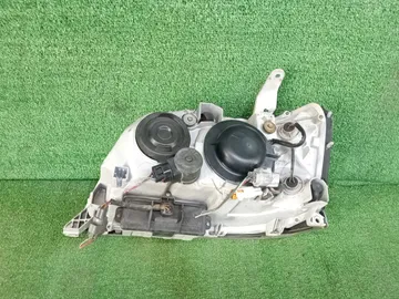 ФАРА НА TOYOTA CROWN ATHLETE GS171