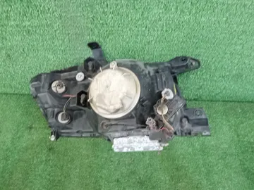 ФАРА НА MITSUBISHI PAJERO V75W