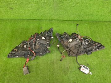 ФАРА НА TOYOTA HARRIER MCU30W