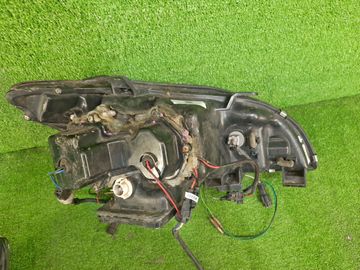 ФАРА НА TOYOTA HARRIER MCU30W