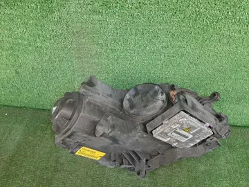 ФАРА НА VOLKSWAGEN TOURAN 1T2