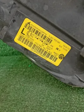 ФАРА НА VOLKSWAGEN TOURAN 1T2