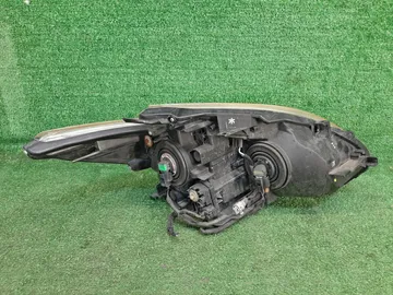 ФАРА НА TOYOTA PRIUS ZVW30