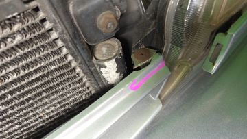 НОУСКАТ НА TOYOTA HARRIER MCU10W 1MZ-FE