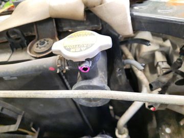 НОУСКАТ НА TOYOTA COROLLA FIELDER ZRE142G 2ZR-FE