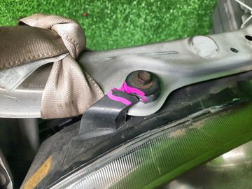 НОУСКАТ НА TOYOTA HARRIER MCU10 1MZ-FE