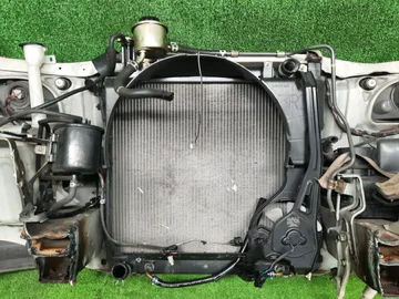 НОУСКАТ НА TOYOTA HIACE REGIUS RCH41W 3RZ-FE