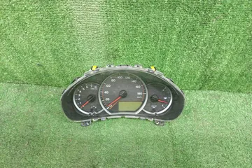 СПИДОМЕТР НА TOYOTA VITZ KSP130 1KR-FE
