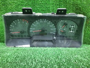 ЩИТОК ПРИБОРОВ НА MITSUBISHI DELICA PD8W 4M40T