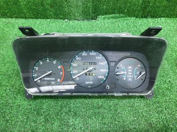 ЩИТОК ПРИБОРОВ НА HONDA STEPWGN RF1 B20B
